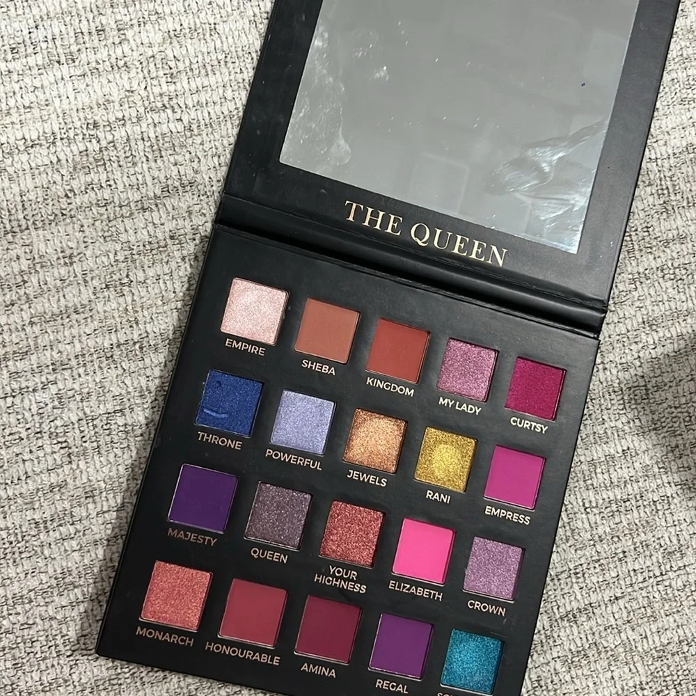 The Queen Palette by Eloise - Picture 6 of 7